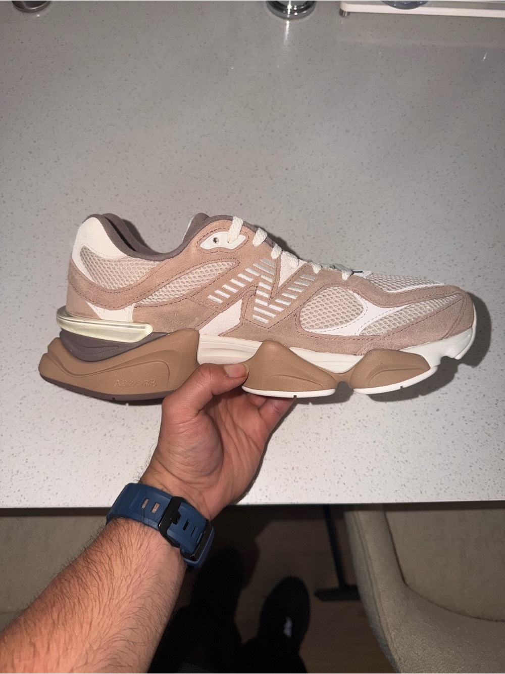 New Balance 9060